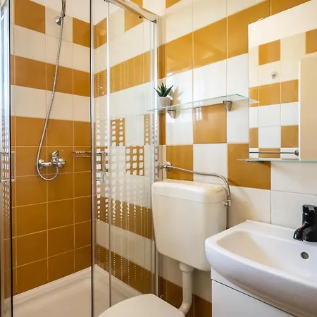One-bedroom In Daire